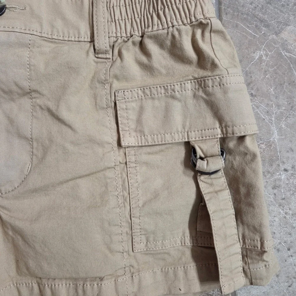 Women's So Cargo Shorts in Tan and Green - Picture 6 of 12